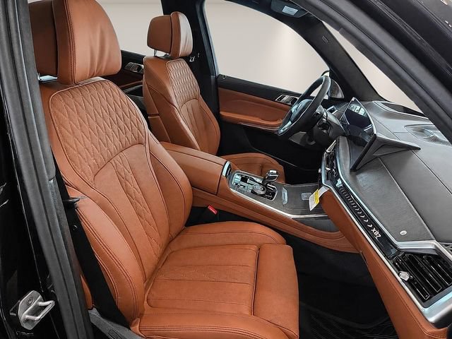 New 2026 BMW ALPINA XB7 AWD/4WD image 16