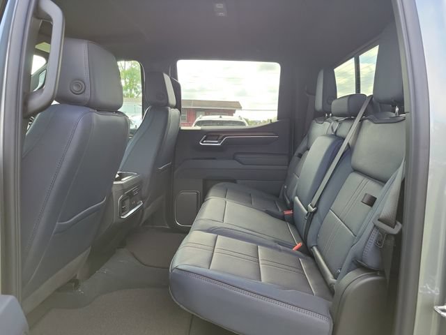 New 2026 Chevrolet Silverado 1500 High Country w/ Technology Package AWD/4WD image 13