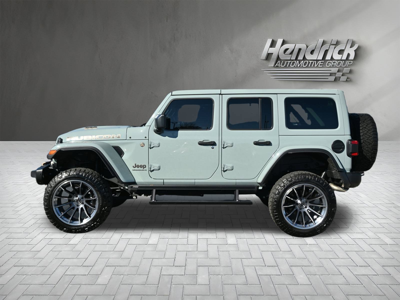 Used 2024 Jeep Wrangler Rubicon 392 image 9