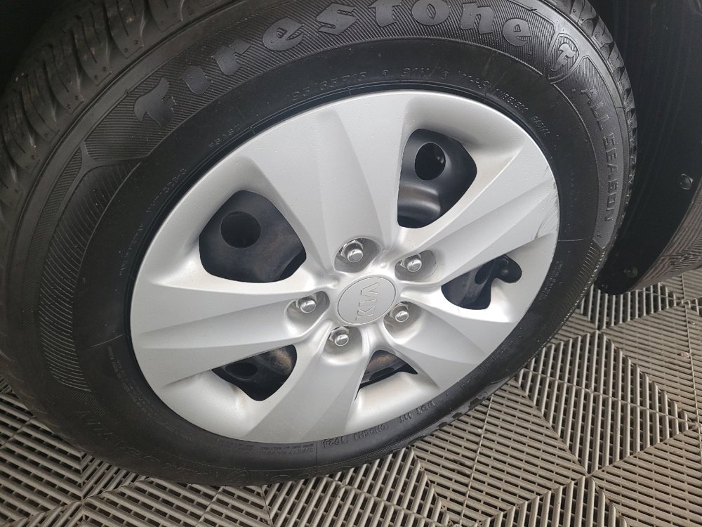 Used 2018 Kia Forte LX FWD image 31