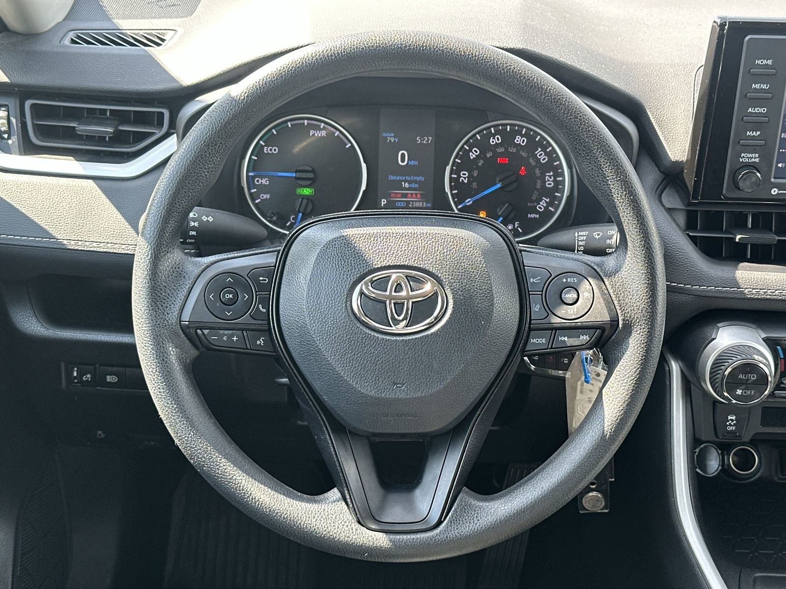 Used 2022 Toyota RAV4 LE AWD/4WD image 19