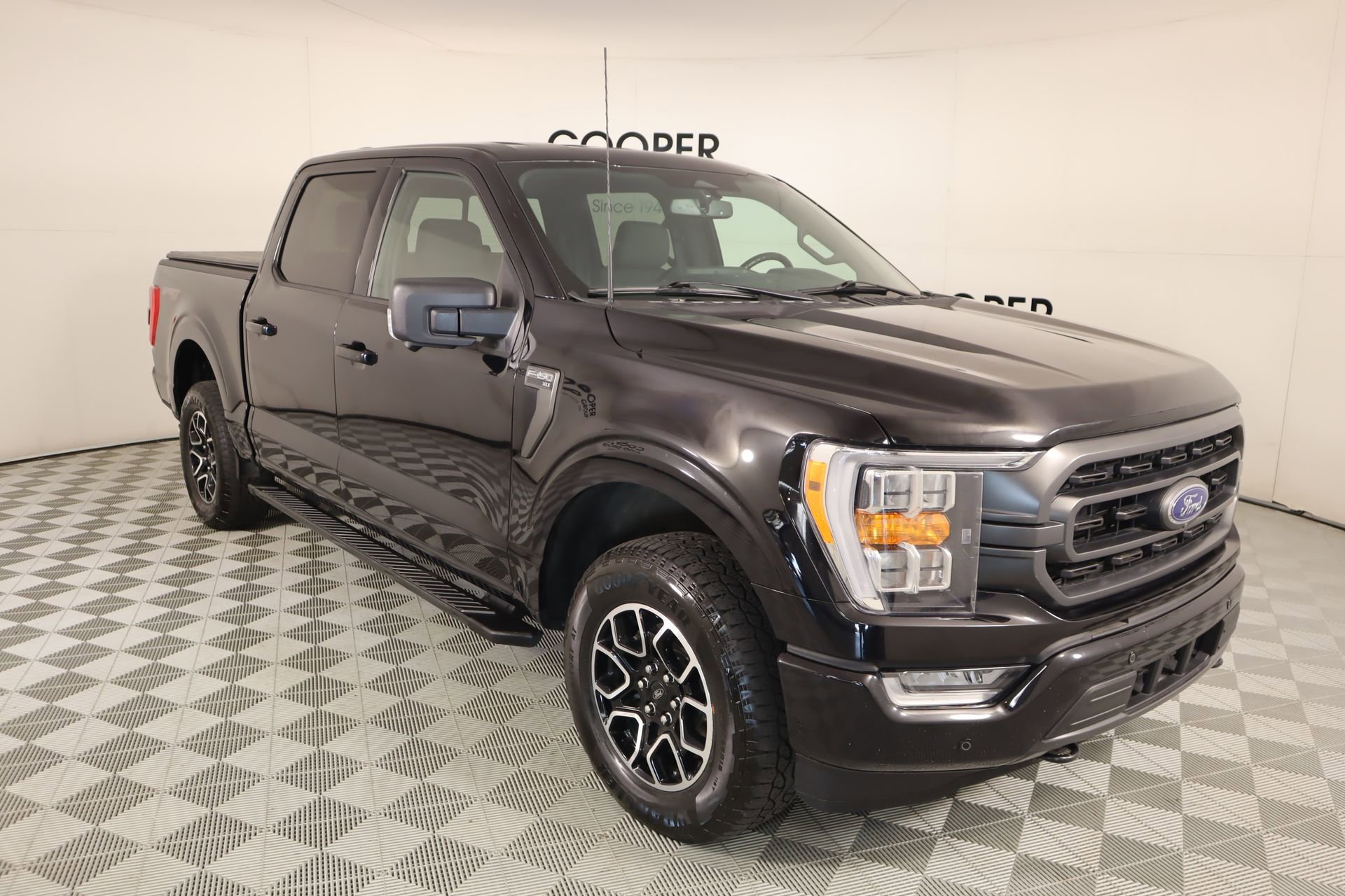 Used 2023 Ford F150 XLT w/ Equipment Group 302A High AWD/4WD image 1