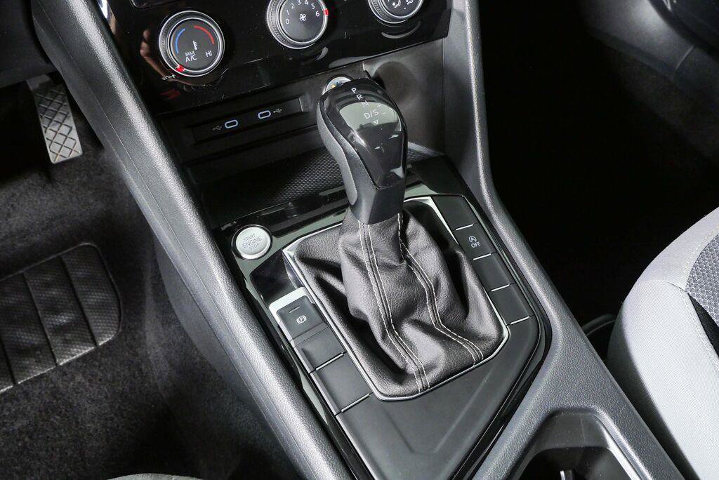 Certified 2023 Volkswagen Taos S FWD image 16