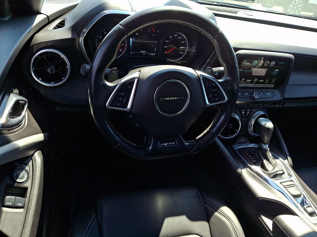Used 2017 Chevrolet Camaro LT RWD image 11