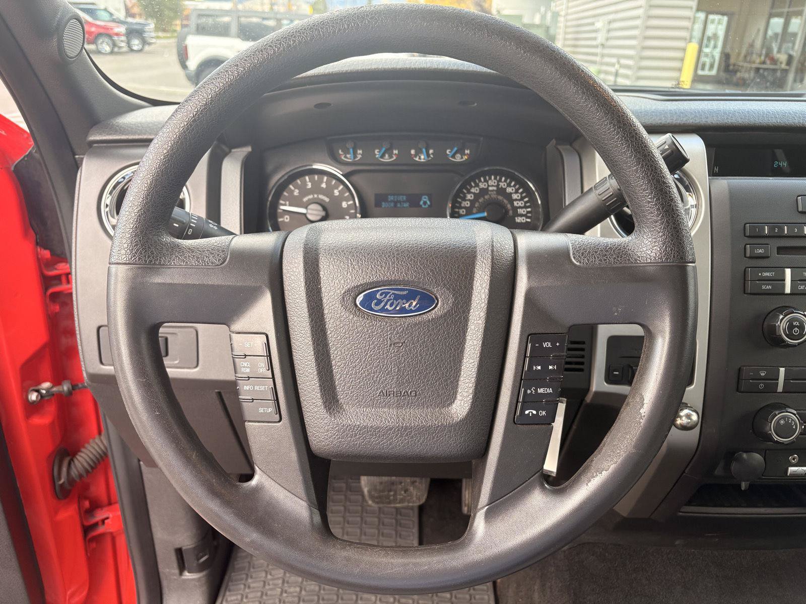 Used 2014 Ford F150 XLT AWD/4WD image 15