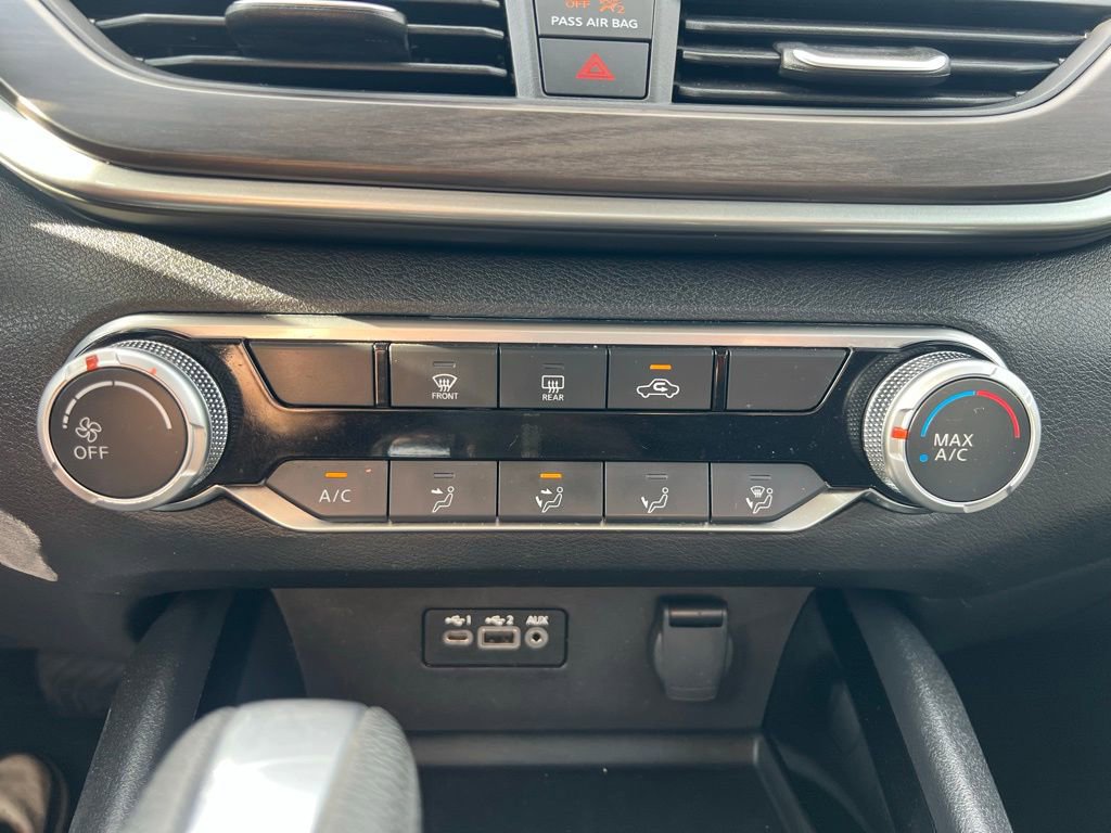 Used 2024 Nissan Altima 2.5 SV image 25