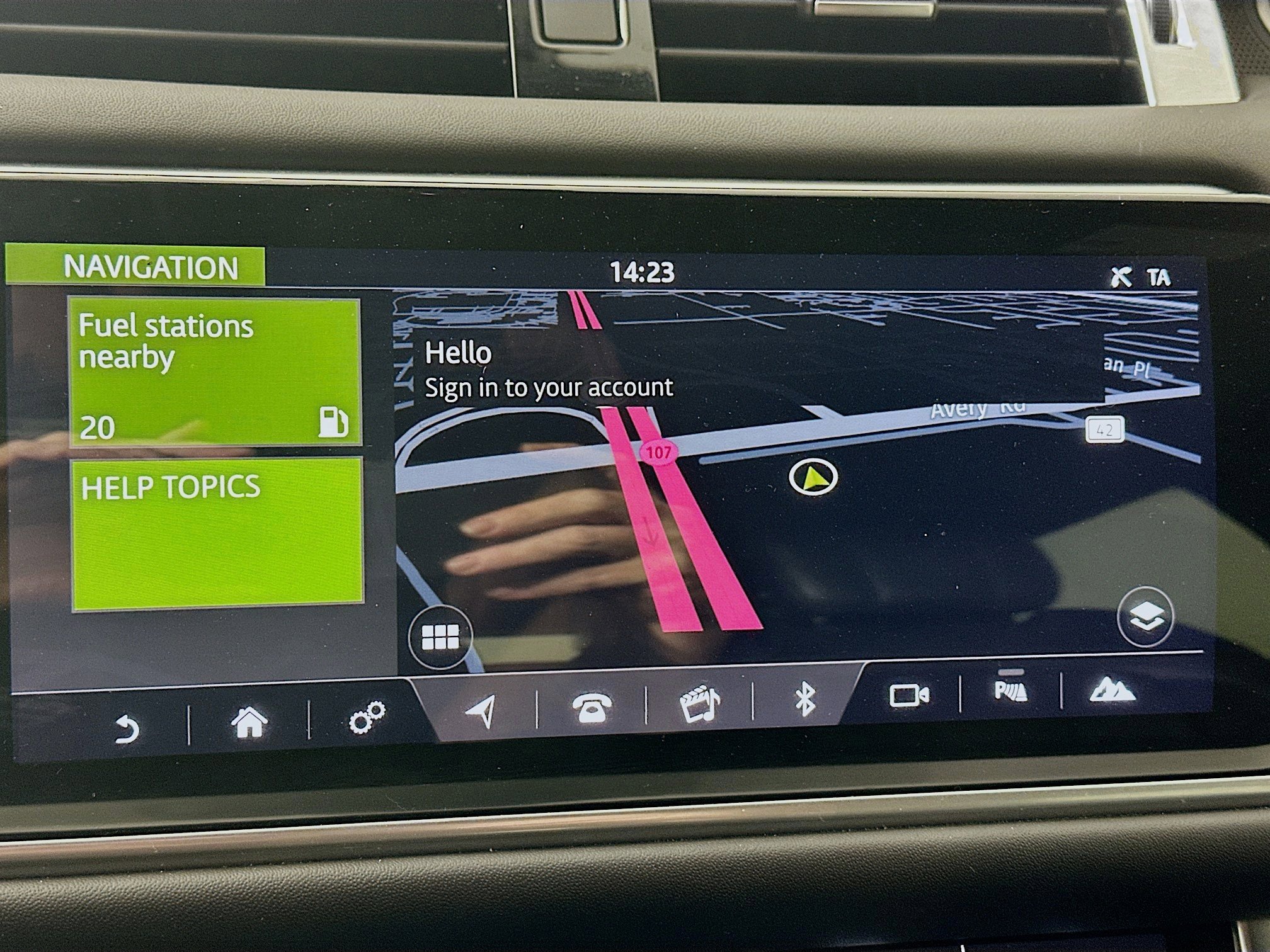 Used 2021 Land Rover Range Rover Sport HST AWD/4WD image 17