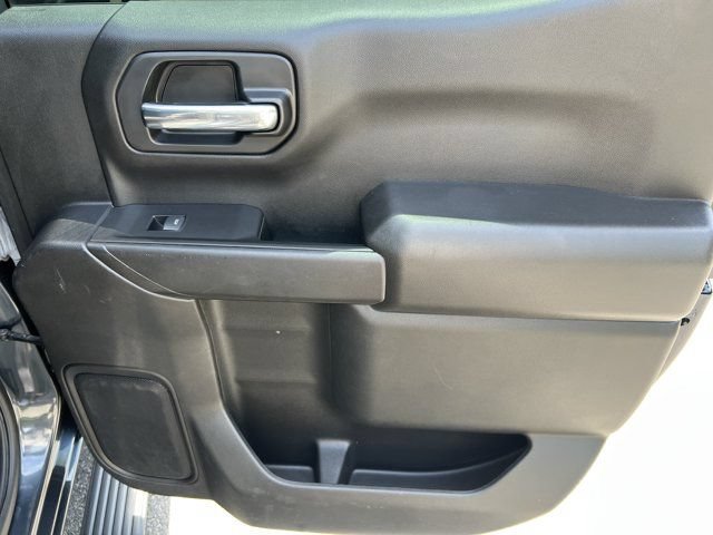 Used 2022 Chevrolet Silverado 1500 LT AWD/4WD image 20