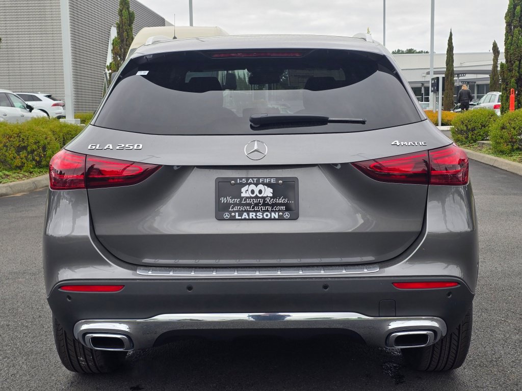 New 2026 Mercedes-Benz GLA 250 4MATIC image 5