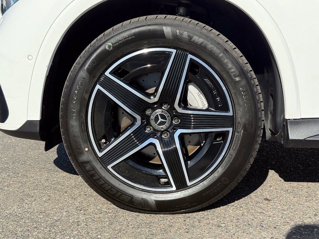Used 2024 Mercedes-Benz GLC 300 4MATIC image 16