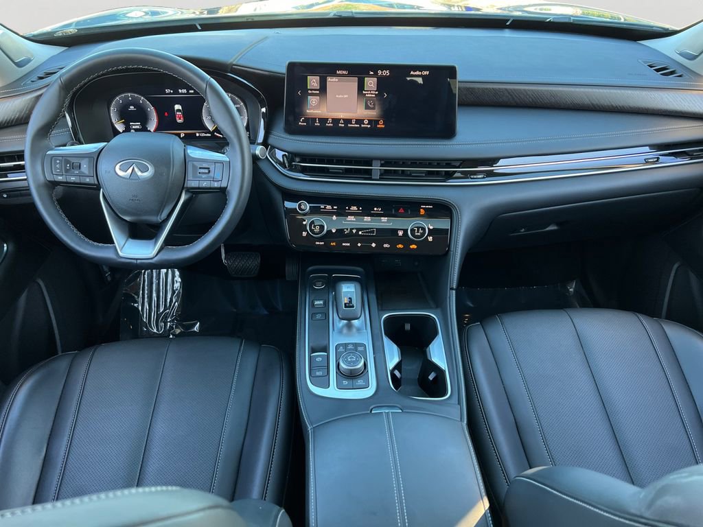 Used 2025 INFINITI QX60 Sensory w/ Cargo Package image 13