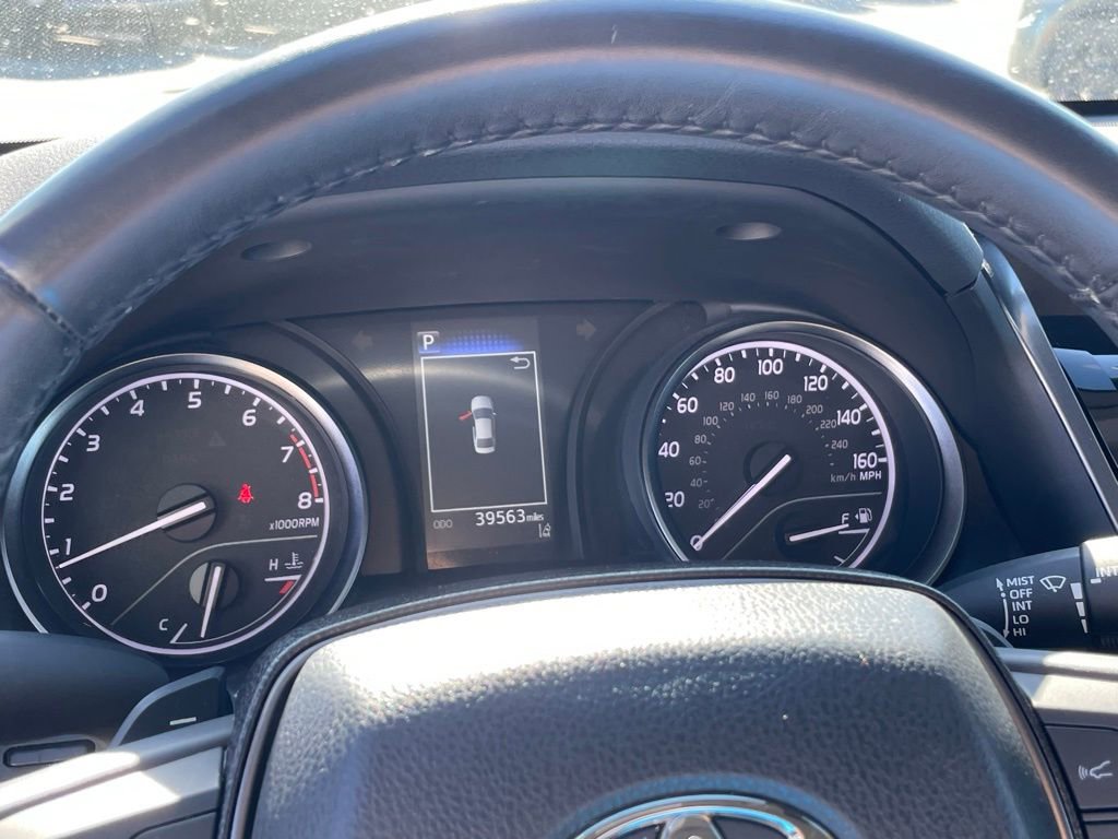 Used 2024 Toyota Camry SE image 14