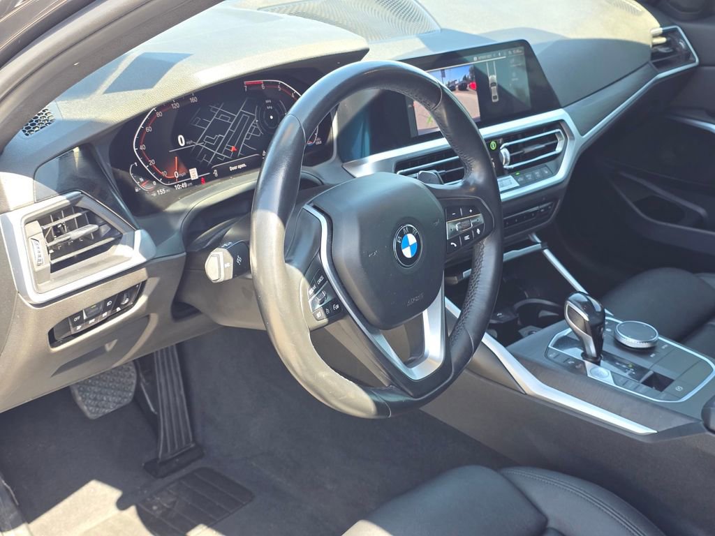 Used 2020 BMW 330i Sedan w/ Driving Assistance Package RWD image 11