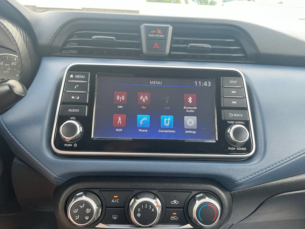 Used 2025 Nissan Versa SV FWD image 26