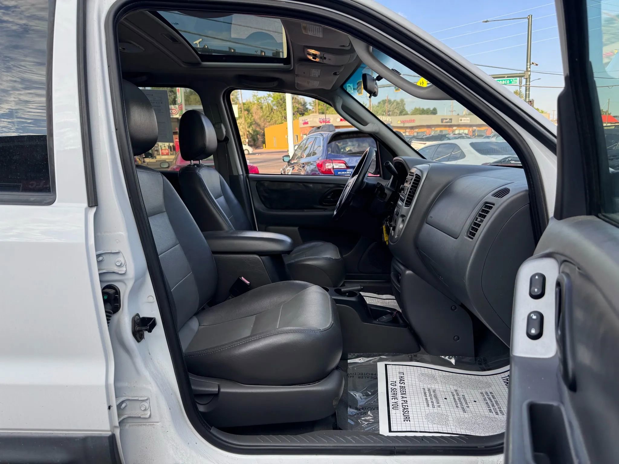 Used 2003 Ford Escape XLT image 18