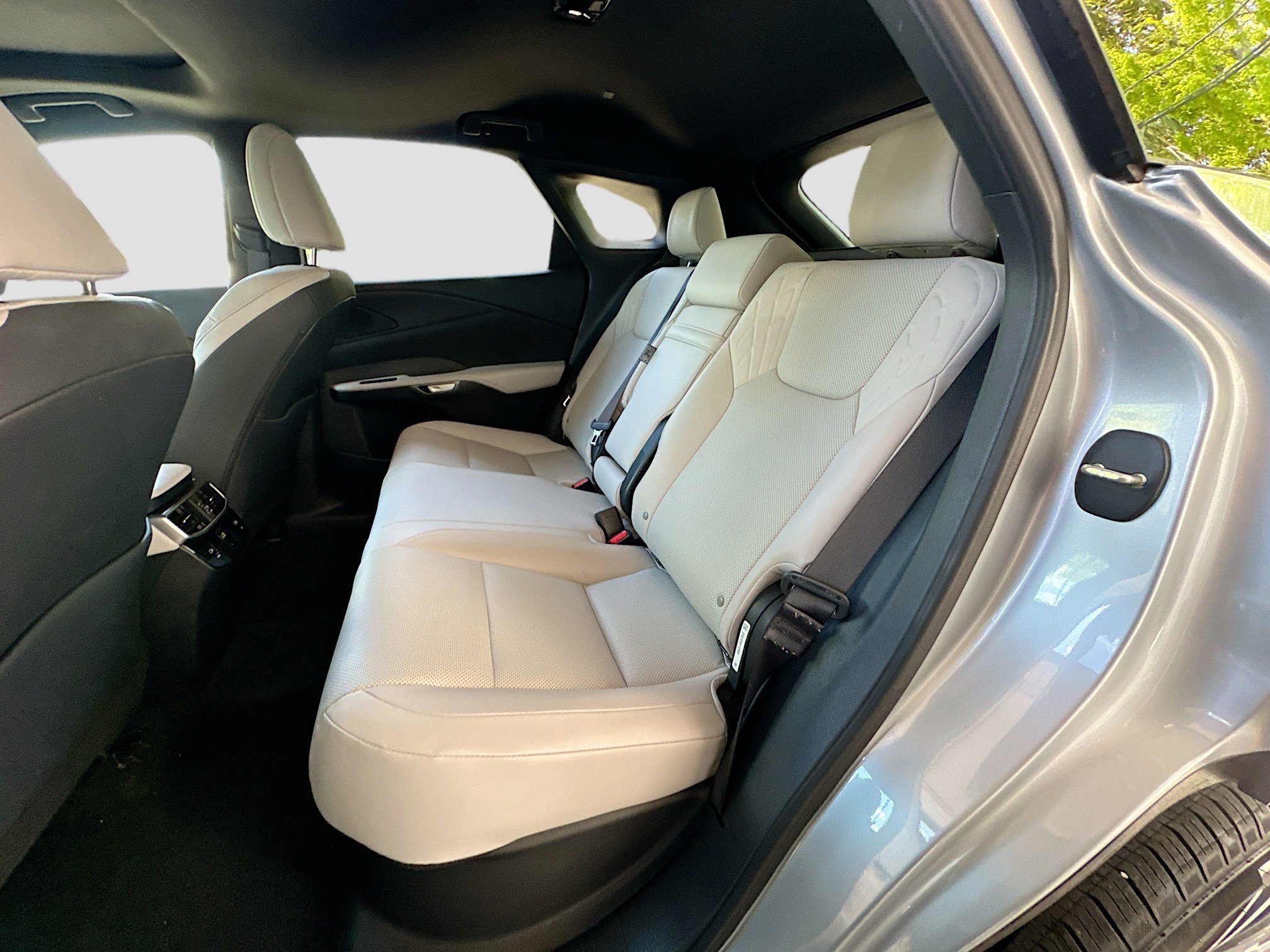 Used 2024 Lexus RX 350 Premium w/ Convenience Package image 25