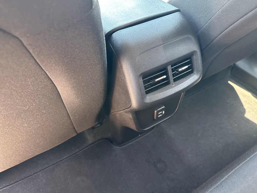 Used 2024 Chevrolet Equinox LS w/ LS Convenience Package FWD image 32