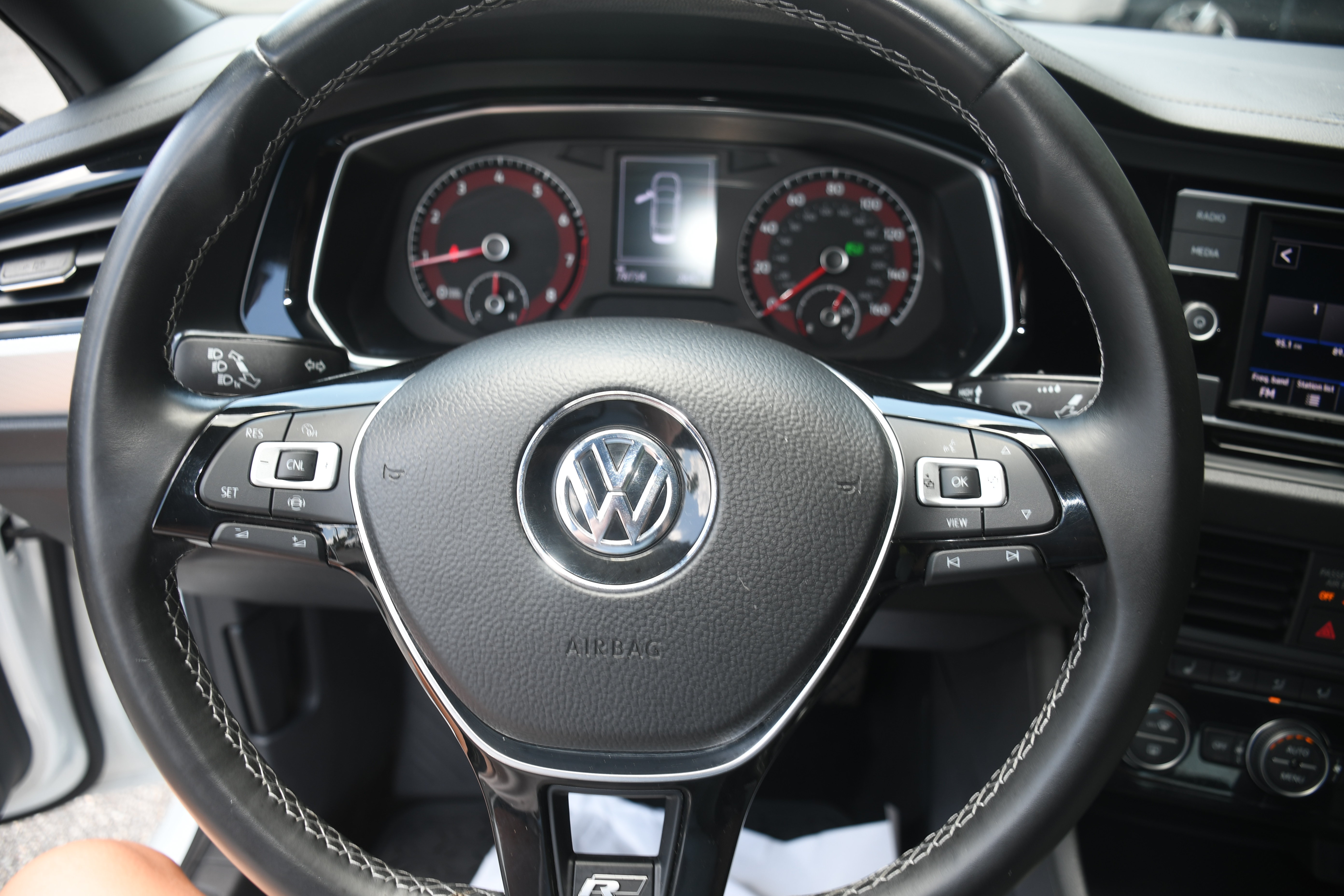 Used 2021 Volkswagen Jetta R-Line FWD image 13