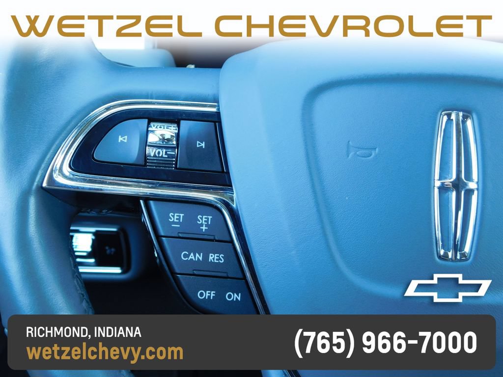 Used 2023 Lincoln Nautilus Reserve AWD/4WD image 31