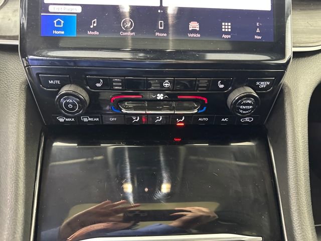 Used 2023 Jeep Grand Cherokee 4WD 4xe image 23