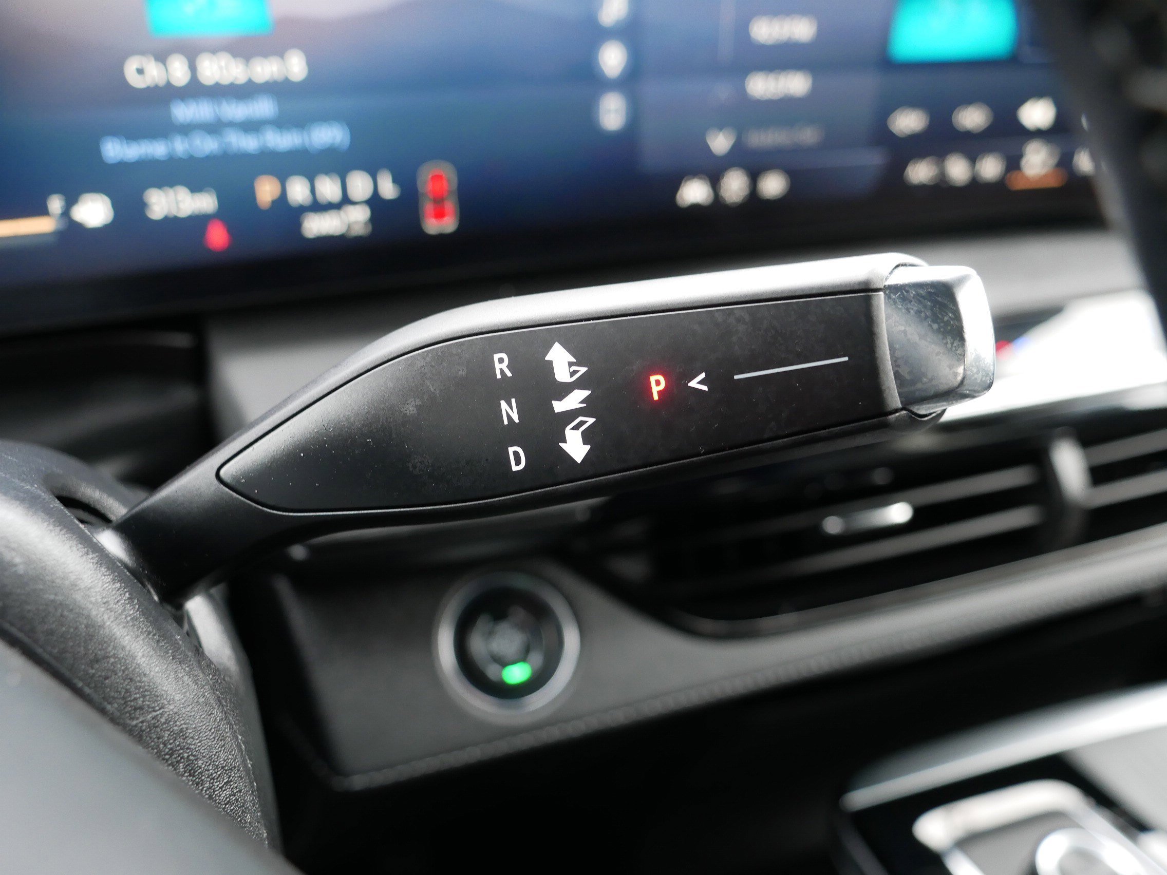 Used 2025 Buick Enclave Preferred image 24