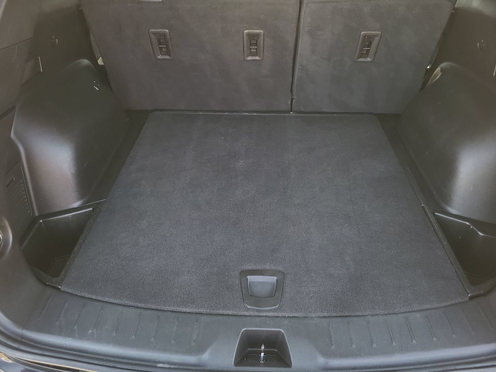 Used 2023 Chevrolet Blazer LT FWD image 24