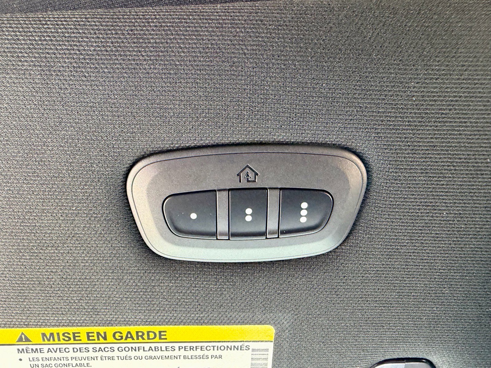 New 2026 RAM 3500 Laramie AWD/4WD image 31