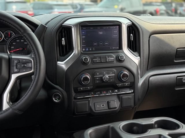 Used 2021 Chevrolet Silverado 1500 RST AWD/4WD image 17