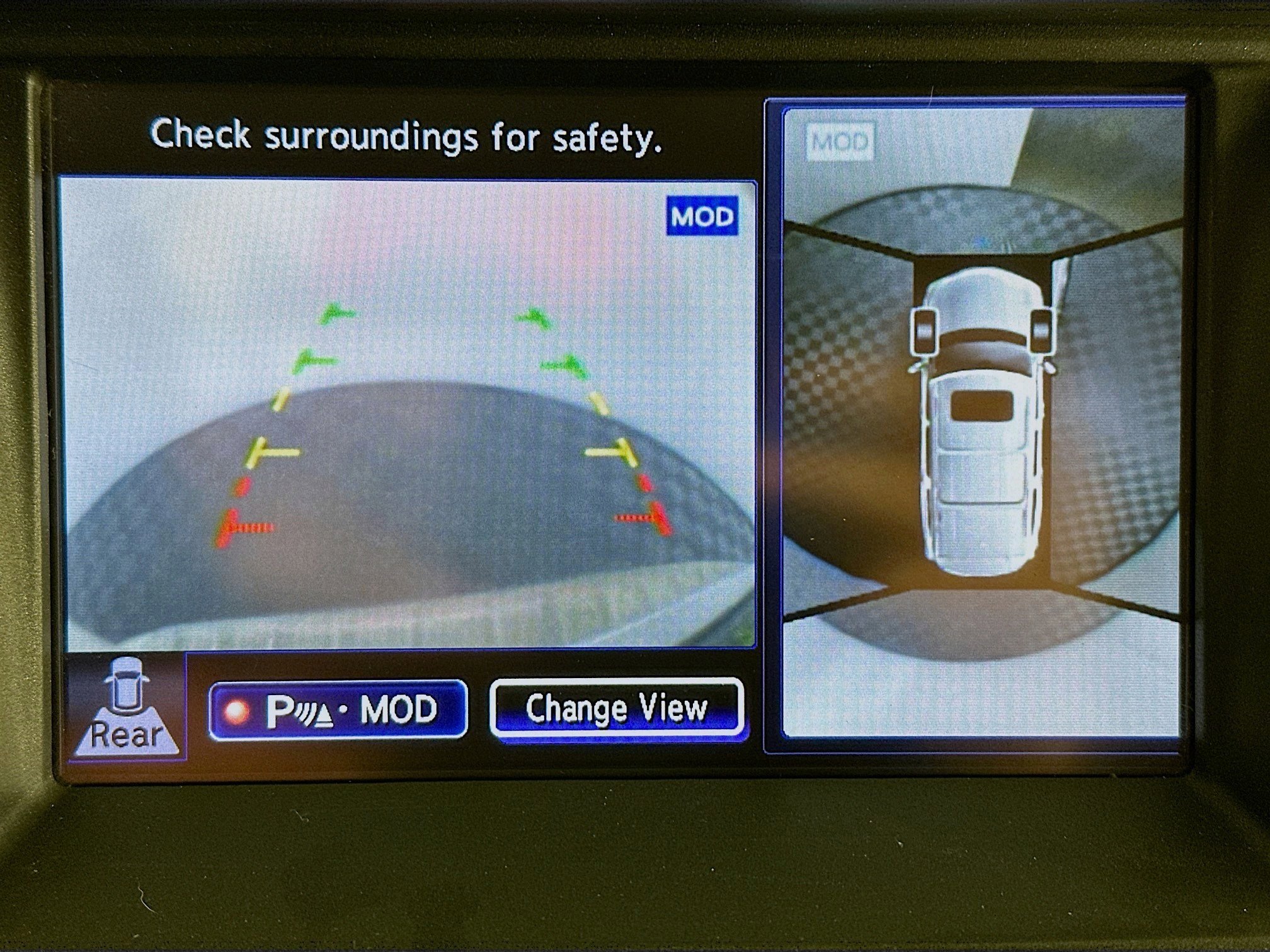 Used 2017 INFINITI QX80 2WD w/ Driver Assistance Package image 22