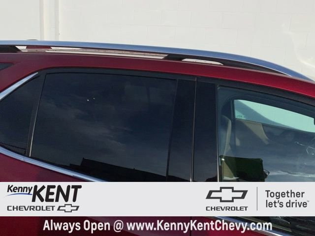 Used 2023 Chevrolet Equinox Premier image 10