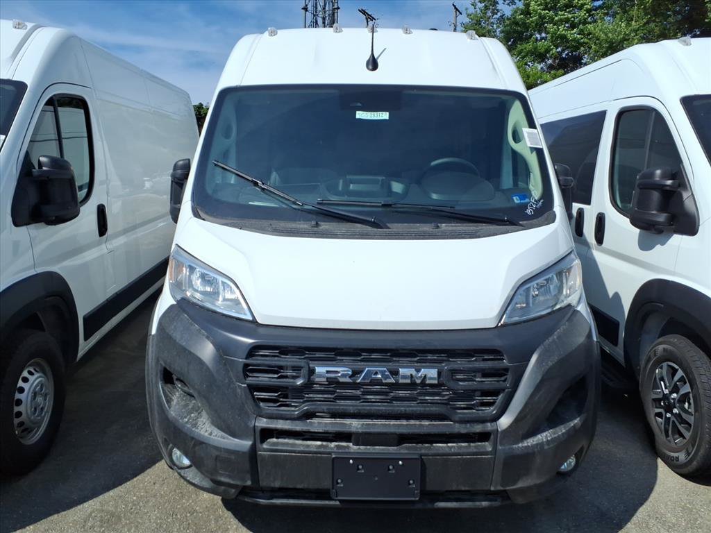New 2026 RAM ProMaster 2500 w/ Convenience Group FWD image 3
