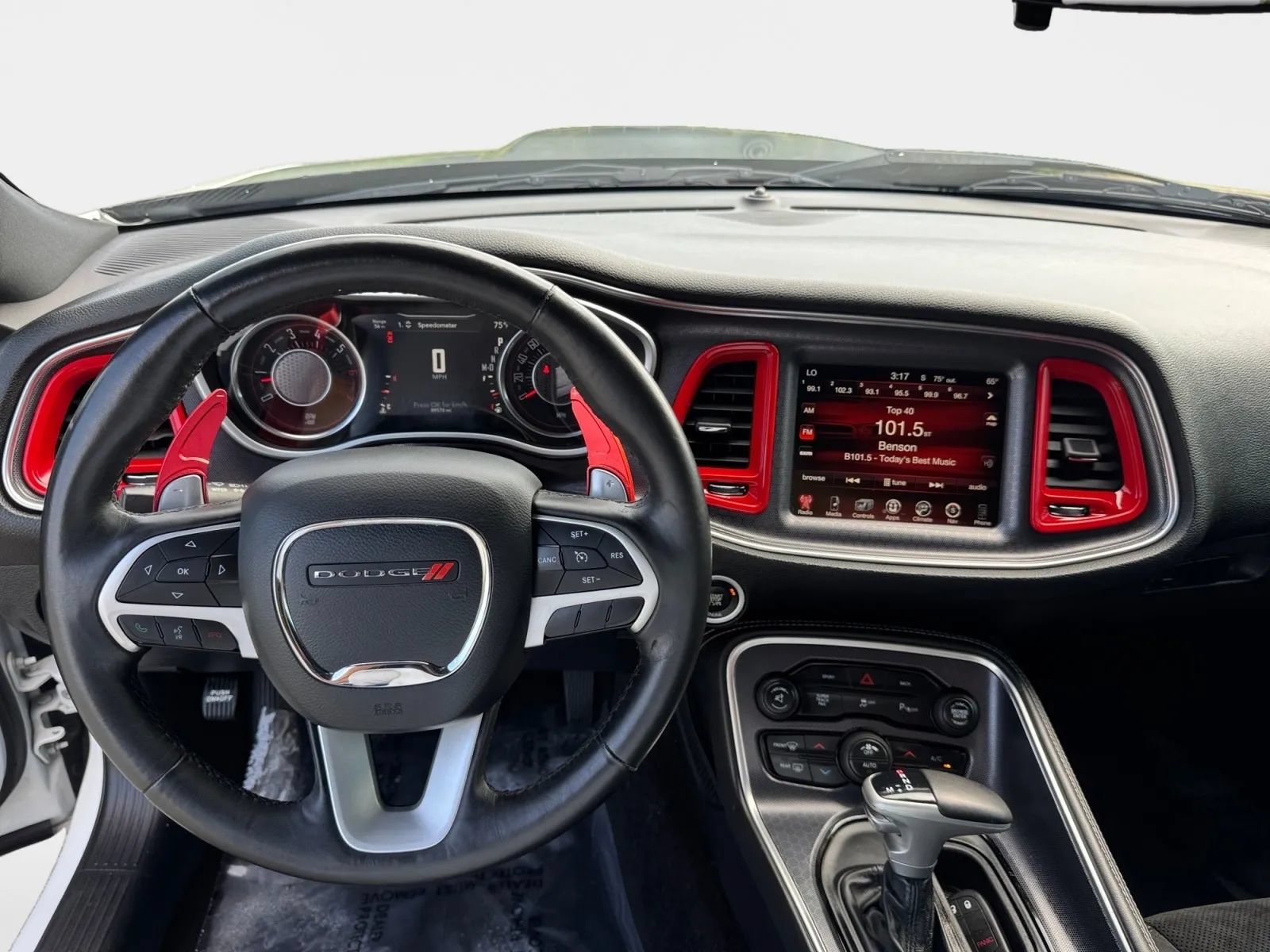 Used 2016 Dodge Challenger R/T Scat Pack w/ Leather Interior Group RWD image 12