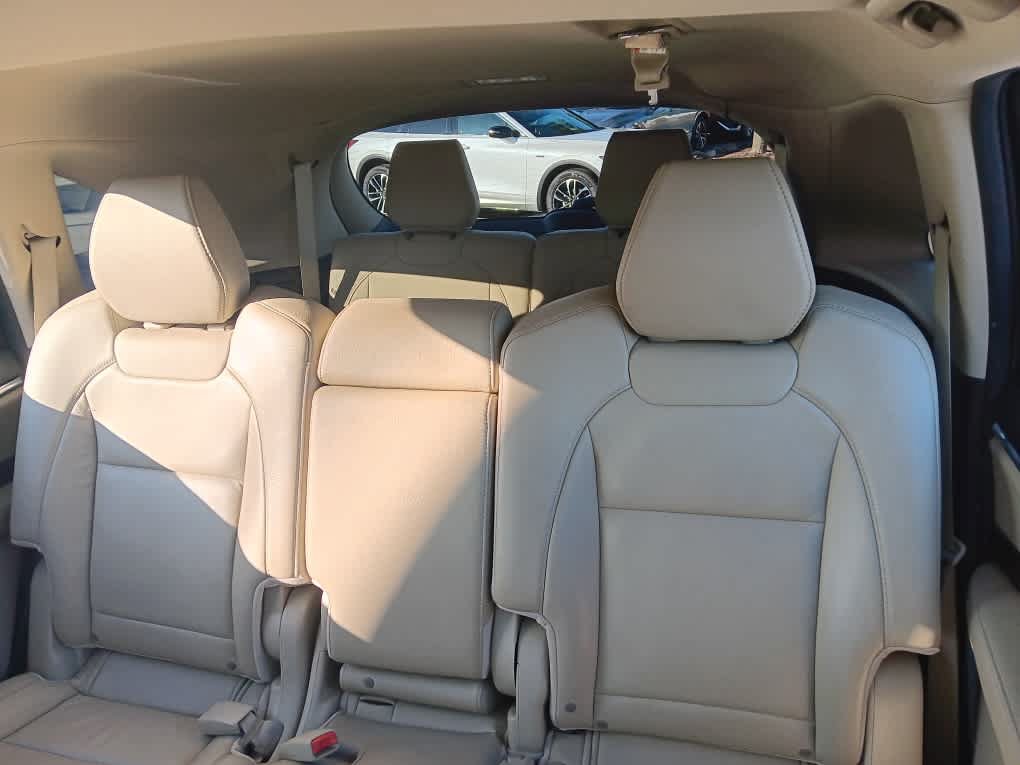 Used 2017 Acura MDX SH-AWD image 12
