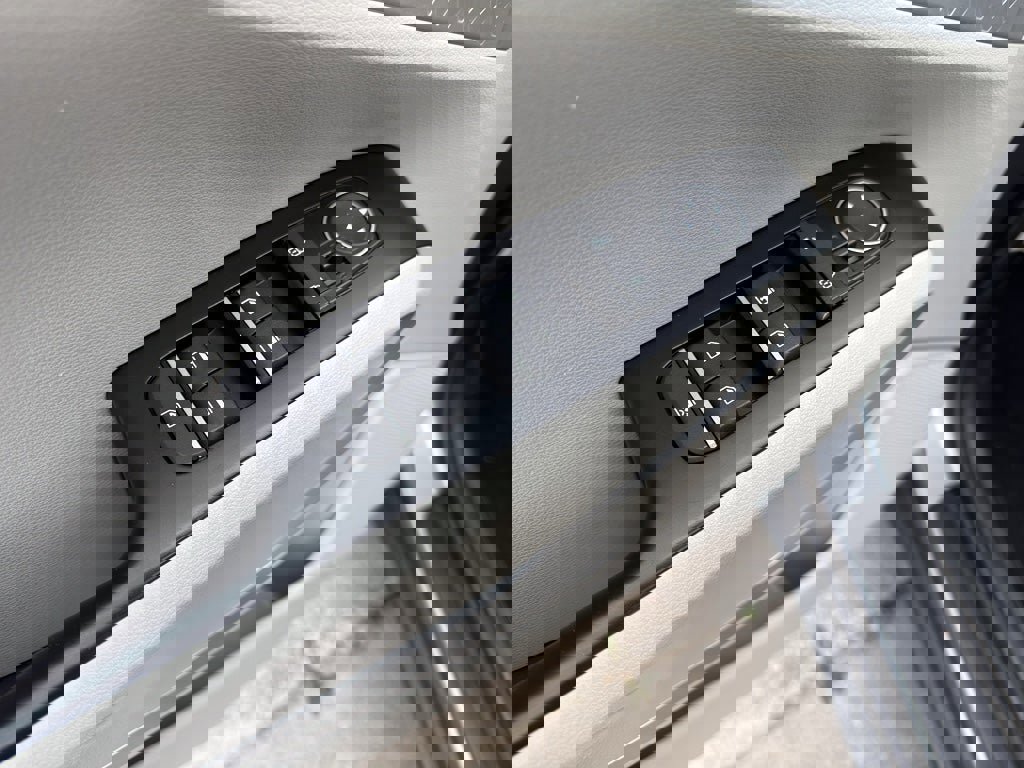 Used 2022 Kia Soul LX image 10