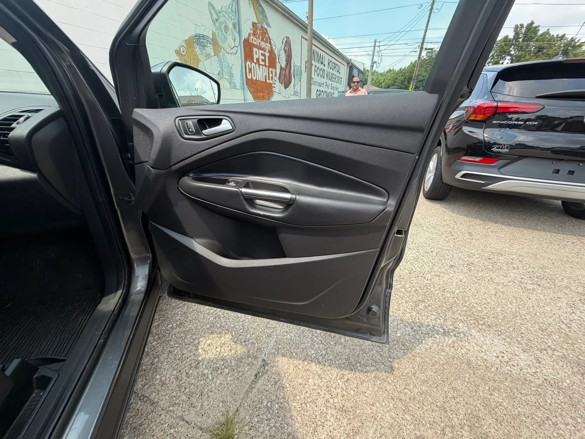 Used 2019 Ford Escape SEL AWD/4WD image 15