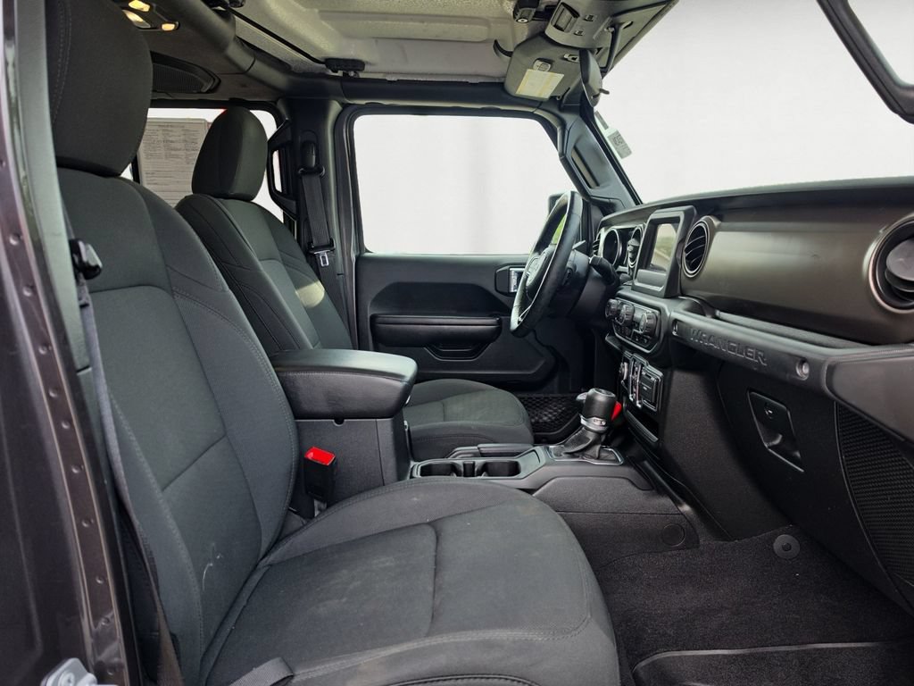 Used 2021 Jeep Wrangler Unlimited Sport AWD/4WD image 16