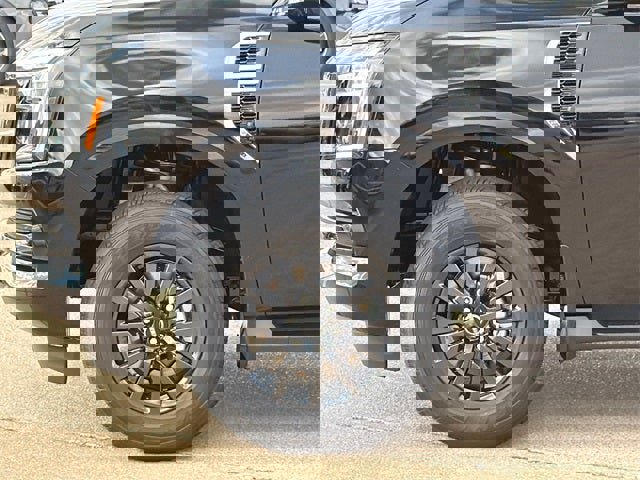 New 2026 Nissan Armada SV image 5