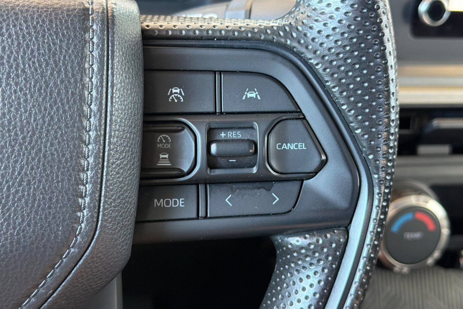 Certified 2024 Toyota Tacoma SR5 AWD/4WD image 29