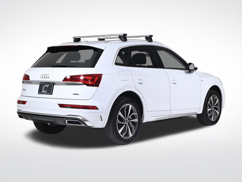 Used 2024 Audi Q3 2.0T Premium w/ Convenience Package AWD/4WD image 5