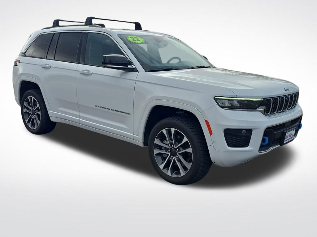 Used 2022 Jeep Grand Cherokee Overland w/ Advanced Protech Group III image 9