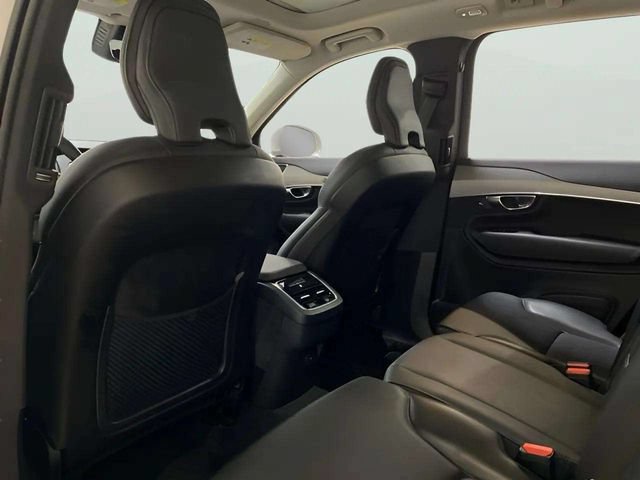 Used 2025 Volvo XC90 B5 Core AWD/4WD image 82