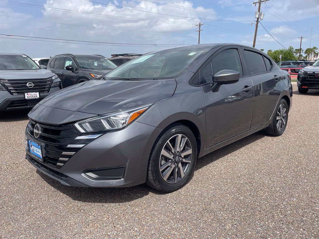 Certified 2023 Nissan Versa SV FWD image 3