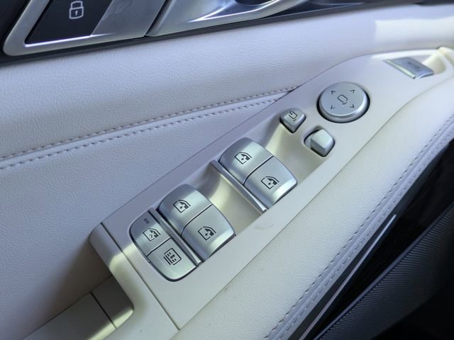 Used 2025 BMW X7 xDrive40i w/ Executive Package image 25