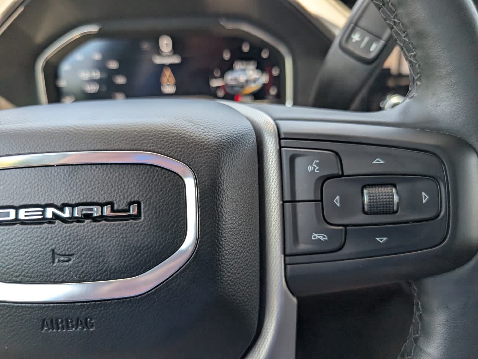 Certified 2025 GMC Sierra 3500 Denali w/ Denali Reserve Package AWD/4WD image 28