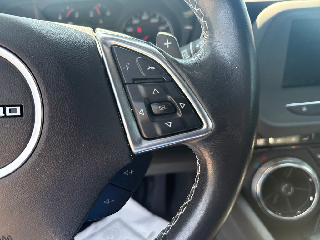 Used 2022 Chevrolet Camaro LT RWD image 21