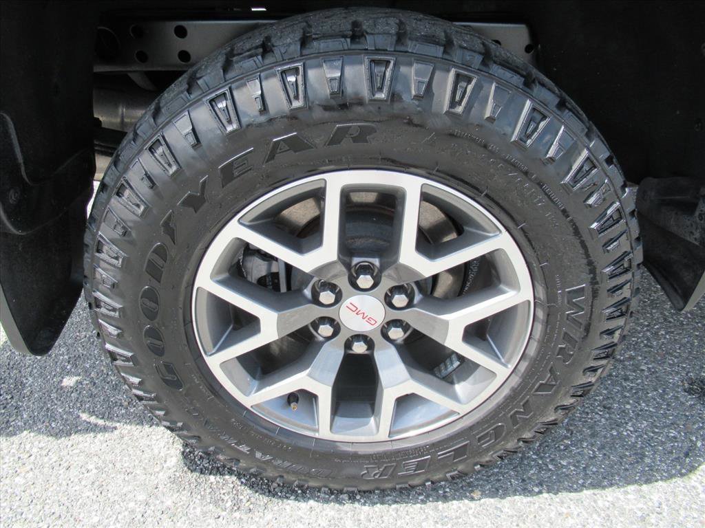 Used 2022 GMC Canyon AT4 image 8