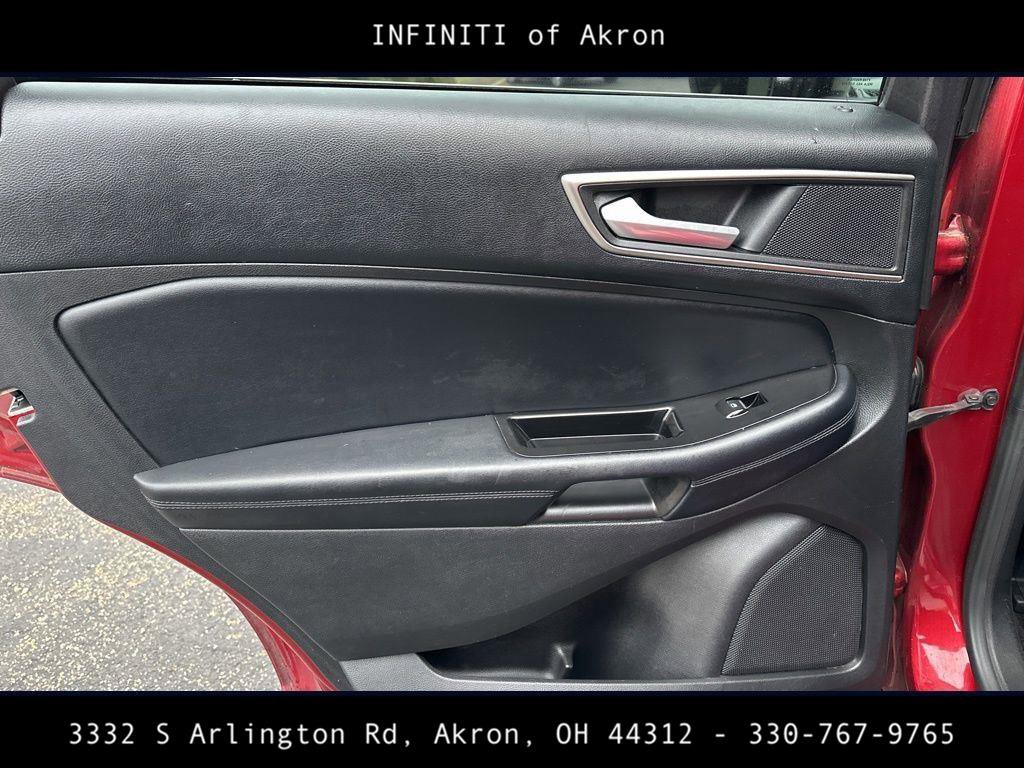 Used 2015 Ford Edge SEL w/ Equipment Group 201A image 35