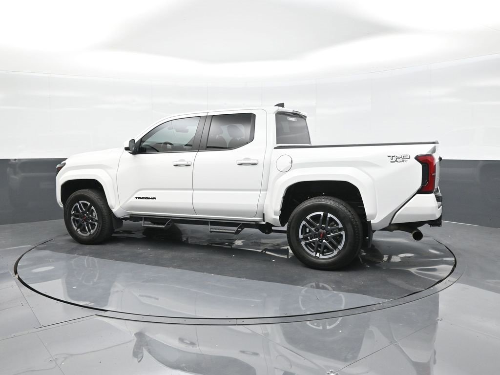 Used 2024 Toyota Tacoma TRD Sport image 5
