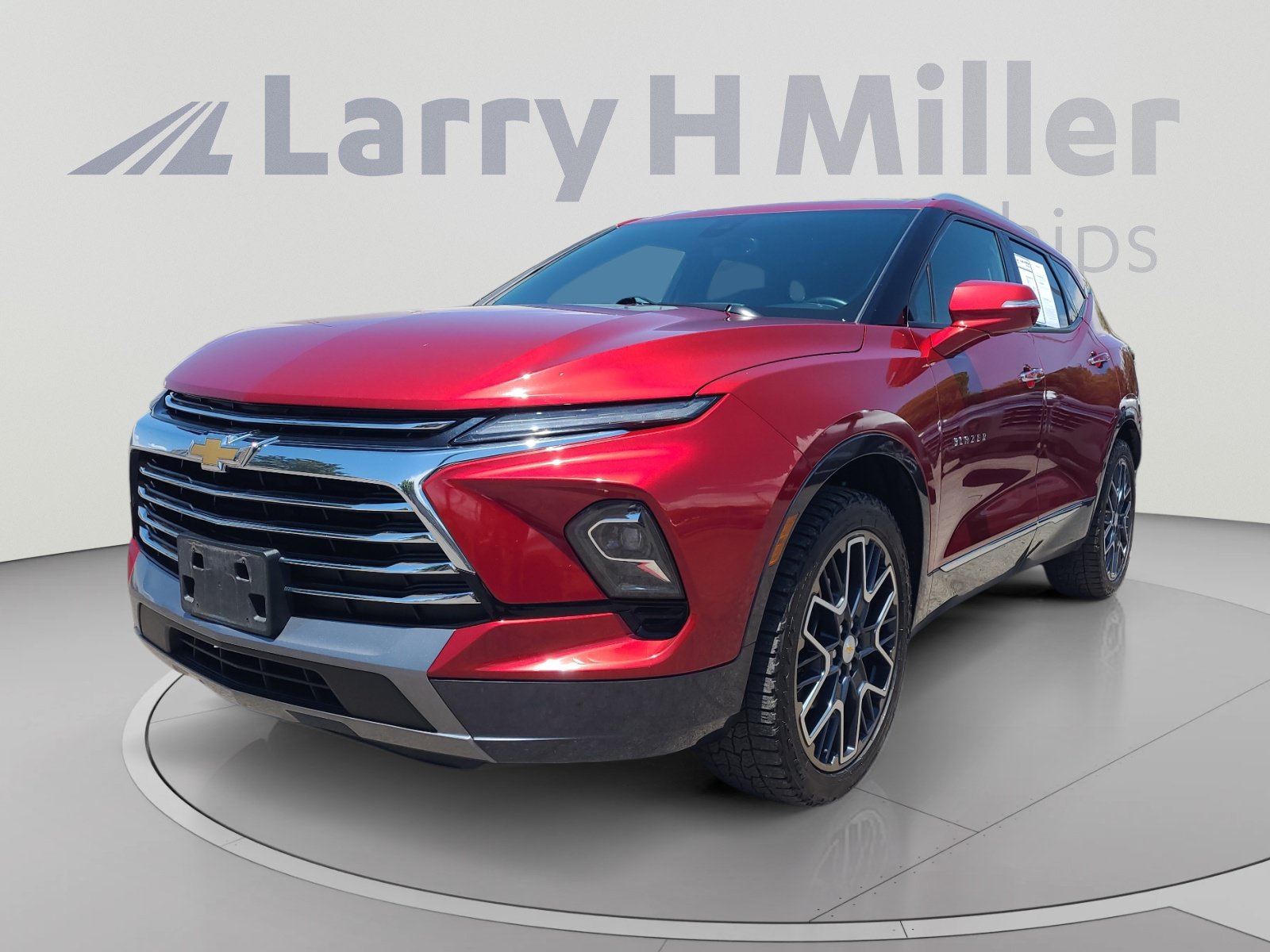 Used 2023 Chevrolet Blazer Premier w/ Enhanced Convenience Package AWD/4WD image 1