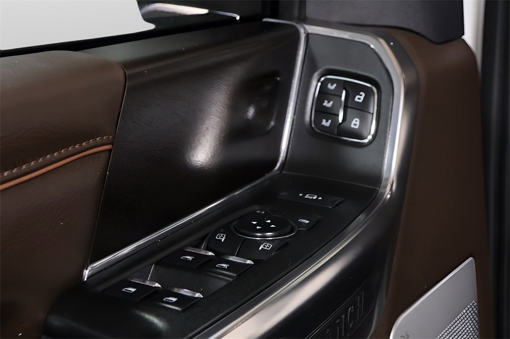 Used 2024 Ford F450 King Ranch w/ Chrome Package image 24